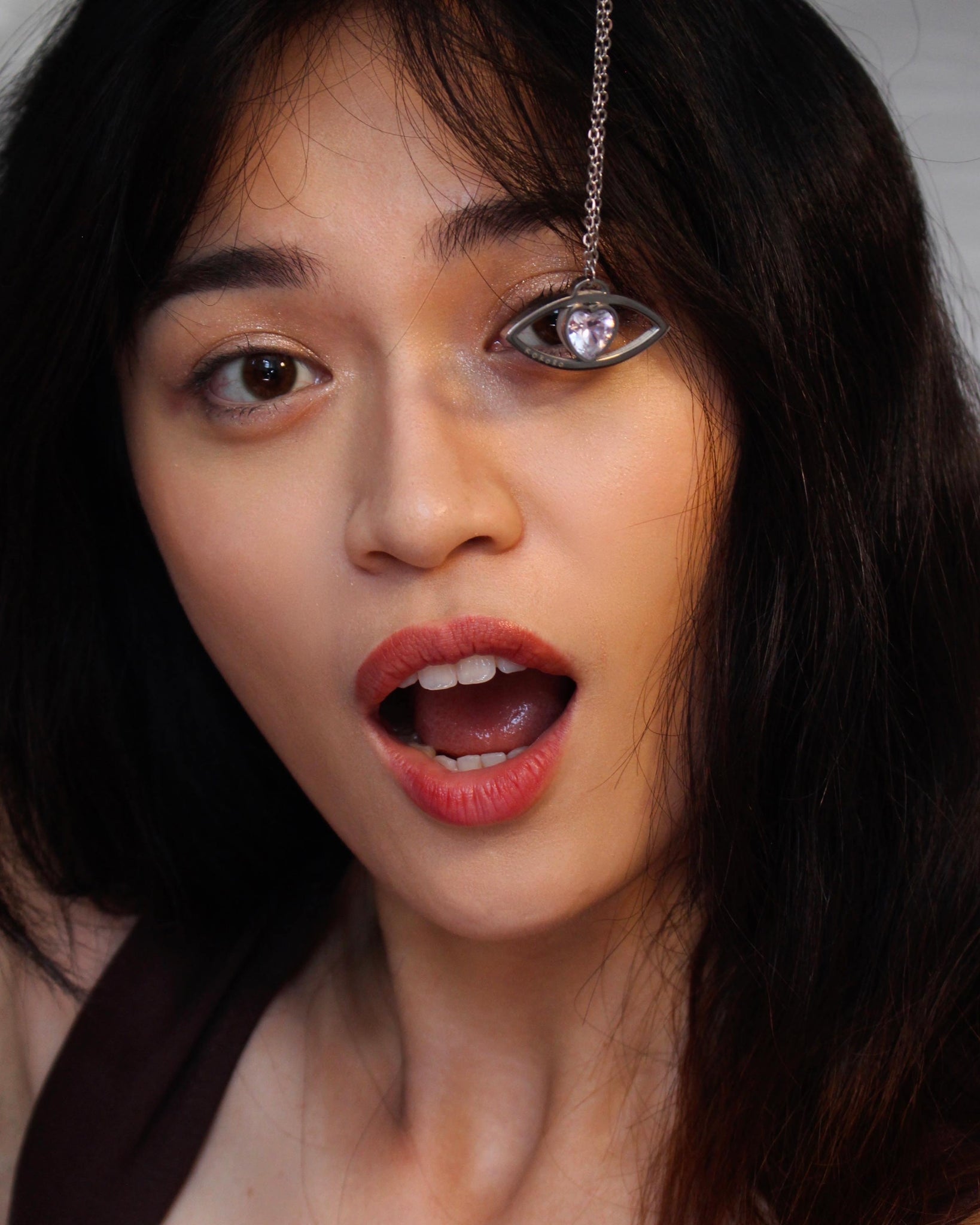 Amulet necklace 'Love in the eyes'