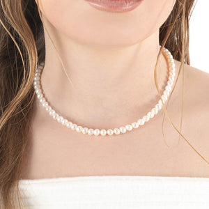 River Pearl Necklace with magnet clasp